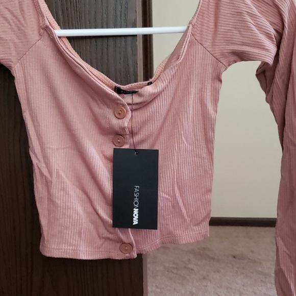 Long sleeve button up crop top LAST CHANCE - Picture 4 of 4